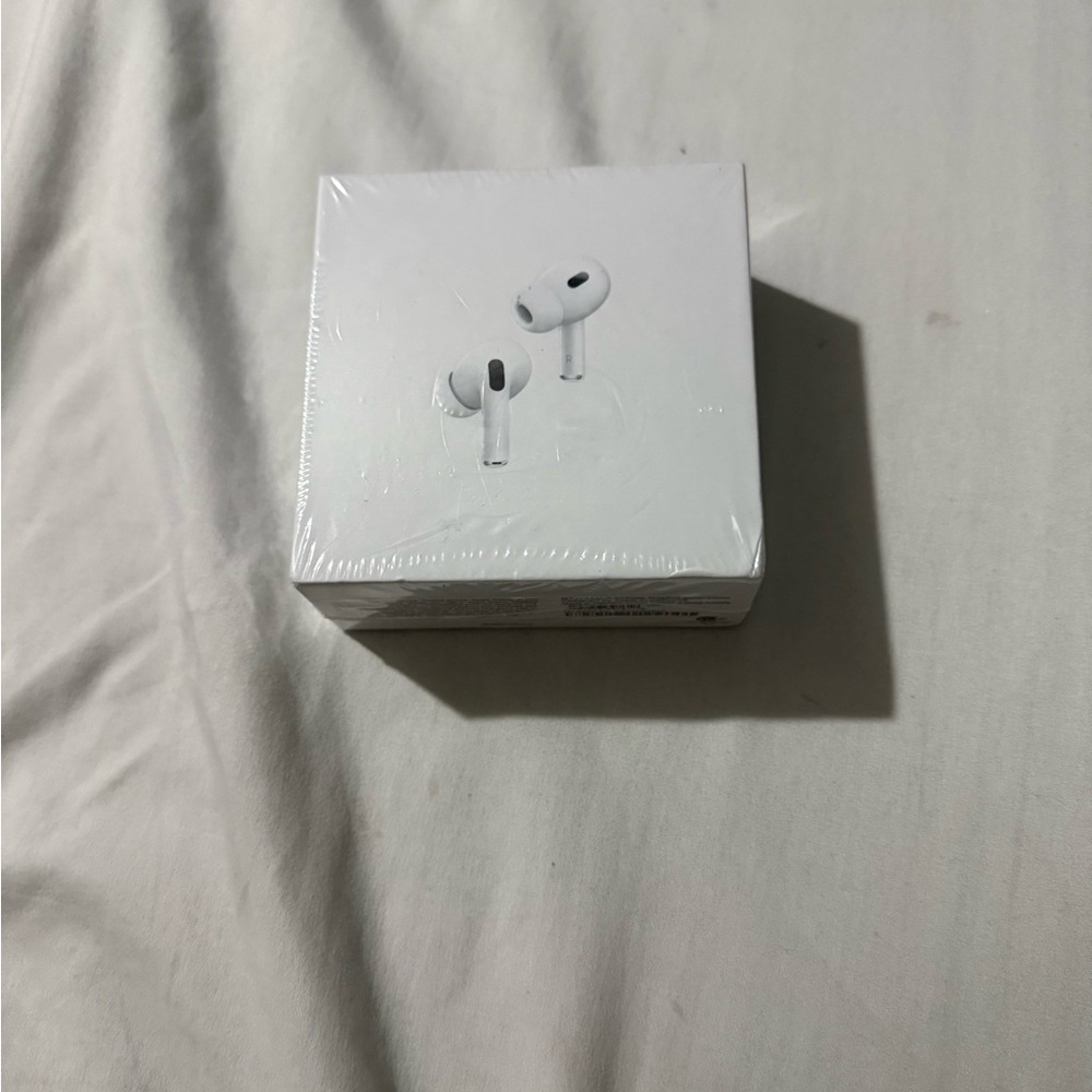 Apple gen 2 Earbud Headphones Wireless